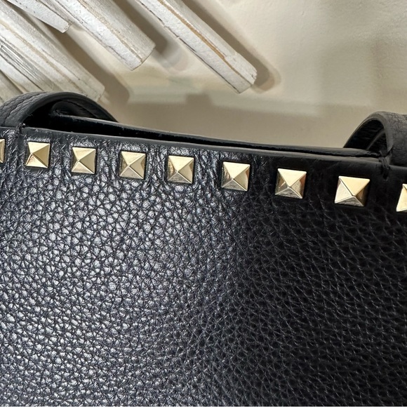 VALENTINO ROCKSTUD TOTE - Picture 4 of 11